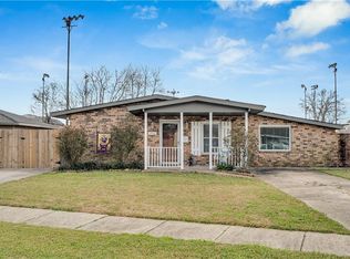 1912 Cooper Rd, Terrytown, LA 70056