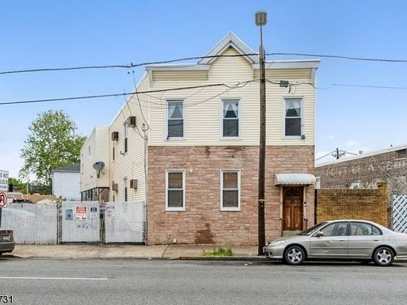2nd image of 51-53 Bloomfield Ave