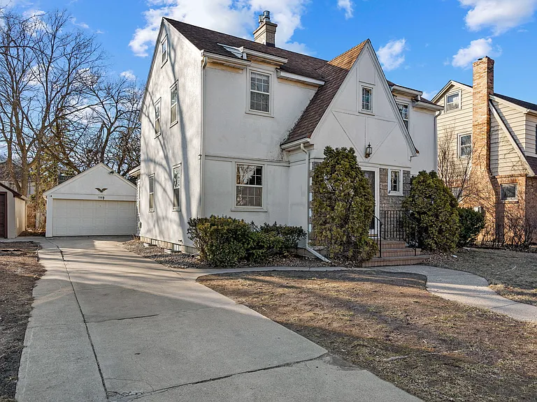 1109 3rd St NW — Photo 31