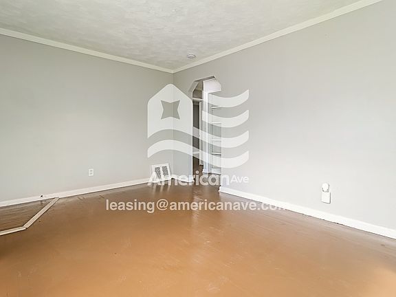 571807_002_living_room_13957825.jpg