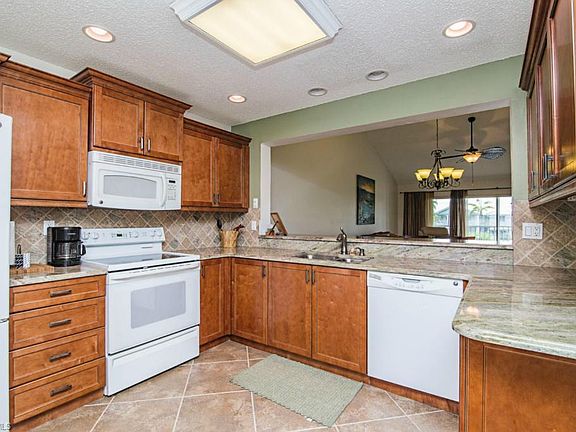 2nd image of 180 Furse Lakes Cir APT 8