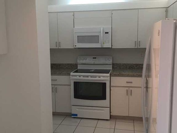 3rd image of 6450 Collins Ave APT 407