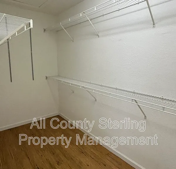 5052 Hawkstone Dr — Photo 13