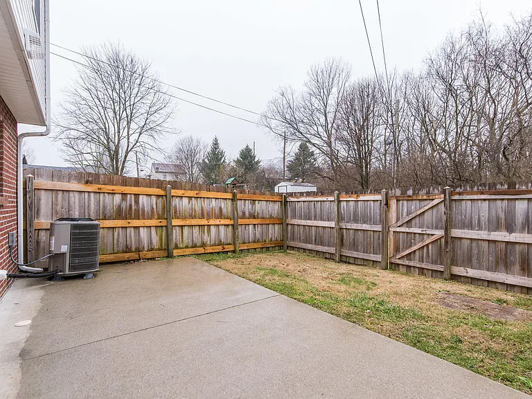 3853 Boston Rd — Photo 17