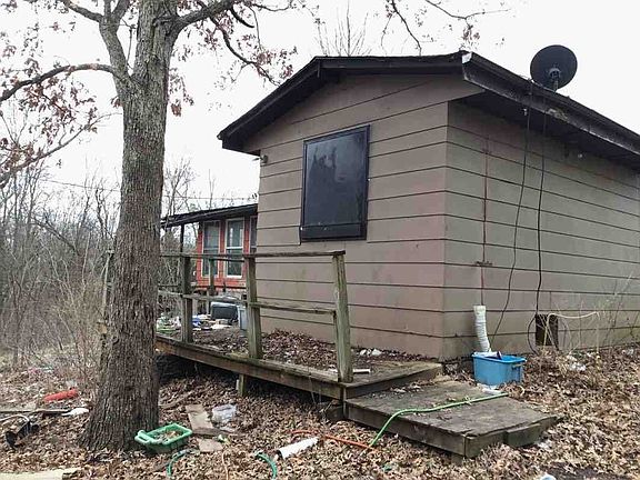 3rd image of 2738 County Road 2270