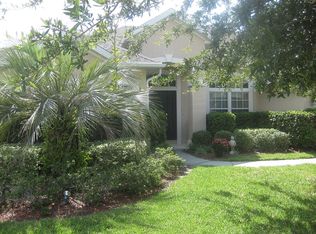7686 Crosstree Ln, Jacksonville, FL 32256