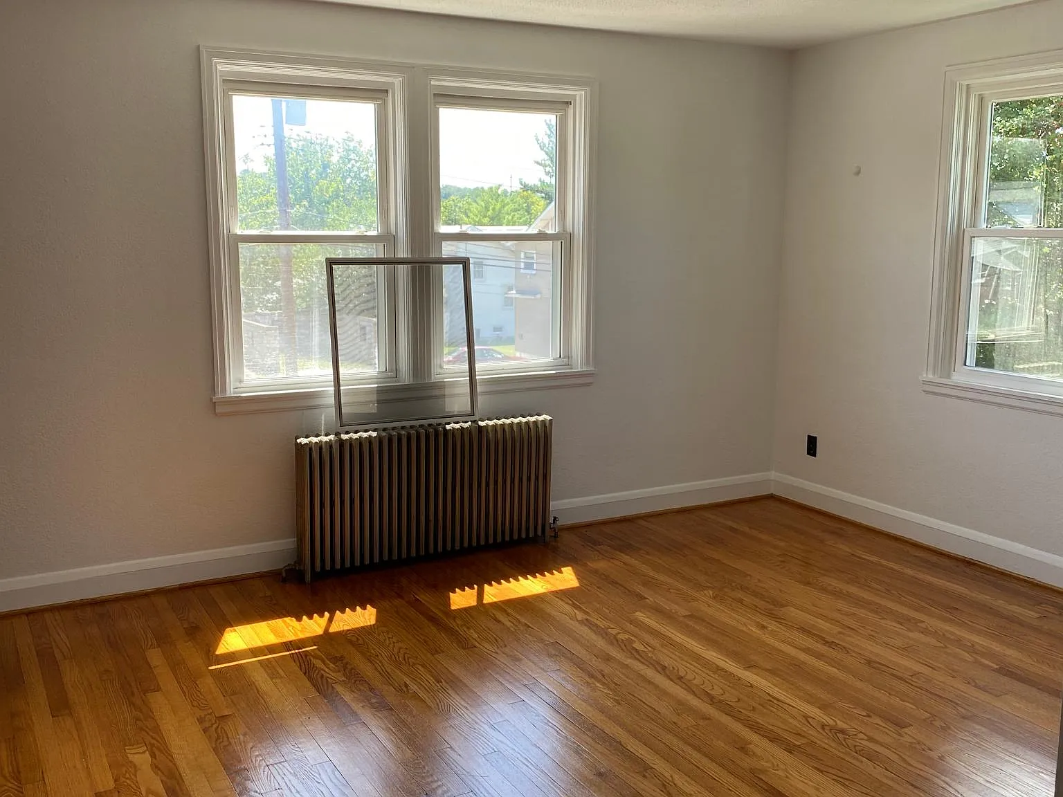 5110 Leeds Ave — Photo 2