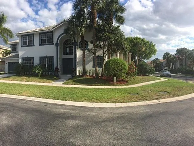 10720 Bexley Blvd — Photo 4