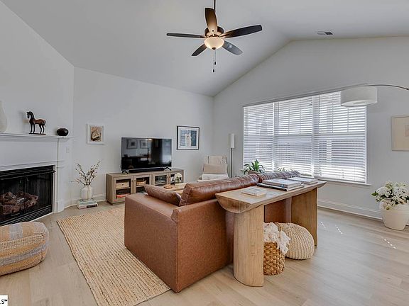 5th image of 257 Abelia Meadows Dr