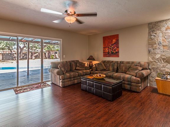 3rd image of 7721 E Calle Los Arboles