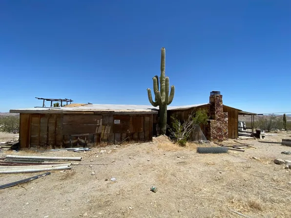 7524 Crystal Creek Rd, Lucerne Valley, CA 92356