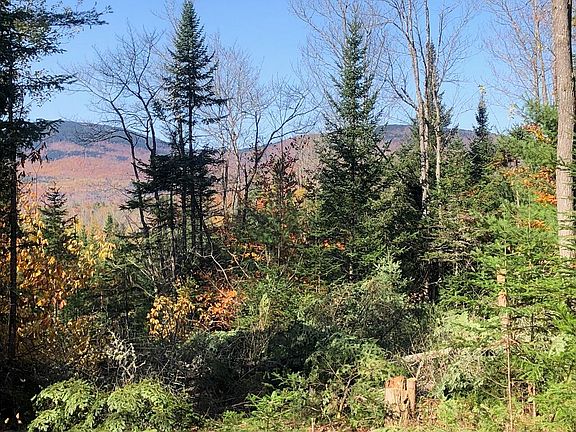 2nd image of 923 Center Hill Road