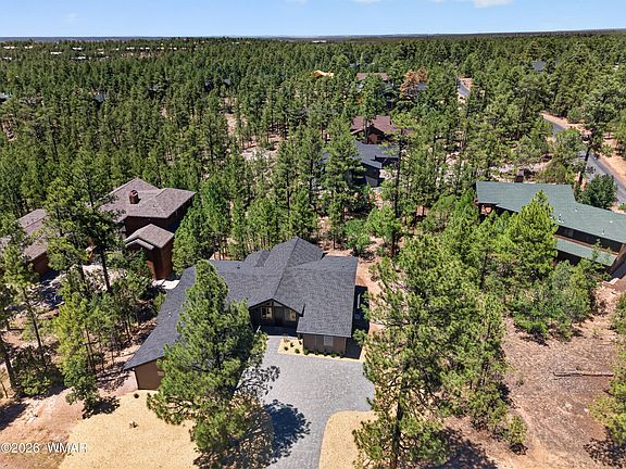 5th image of 4500 Fox Glove Ln