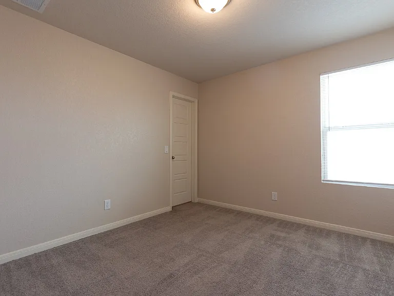 746 Farmers Dell — Photo 34