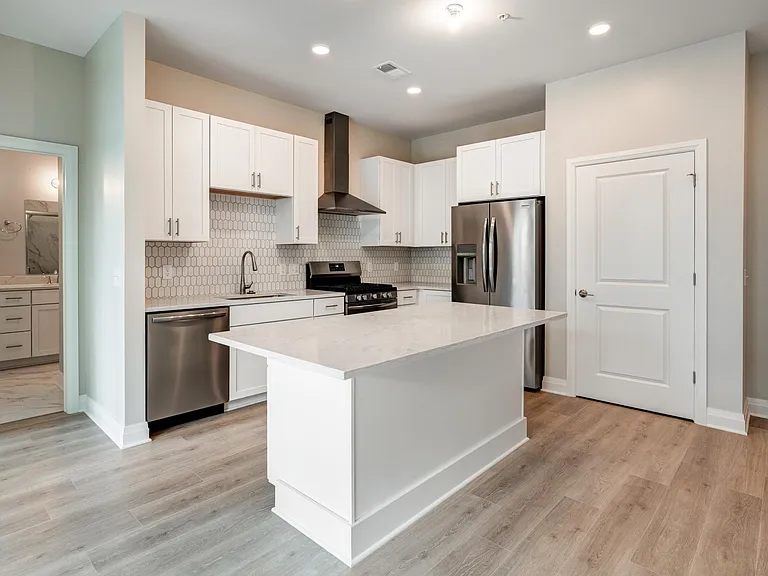 6633 Dale Dr #214 — Photo 10