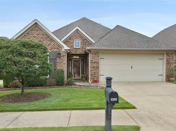 2520 Maple Ridge Dr, Tuscaloosa, AL 35406