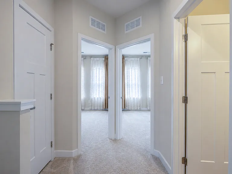 8032 Spring Arbor Dr — Photo 16