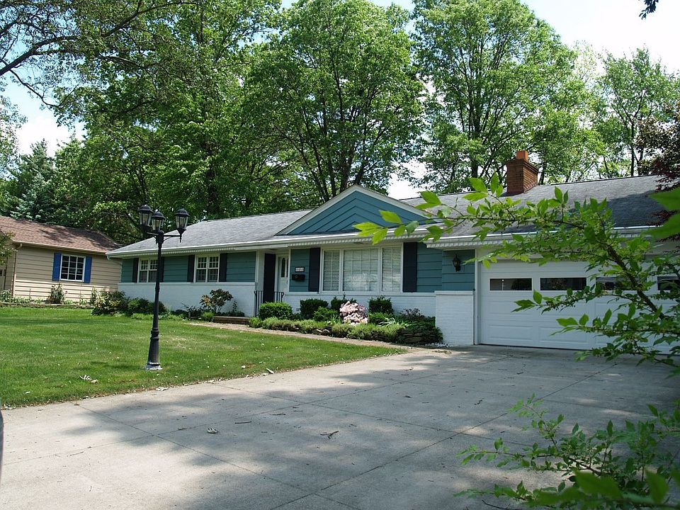 2nd image of 523 Fairhill Dr