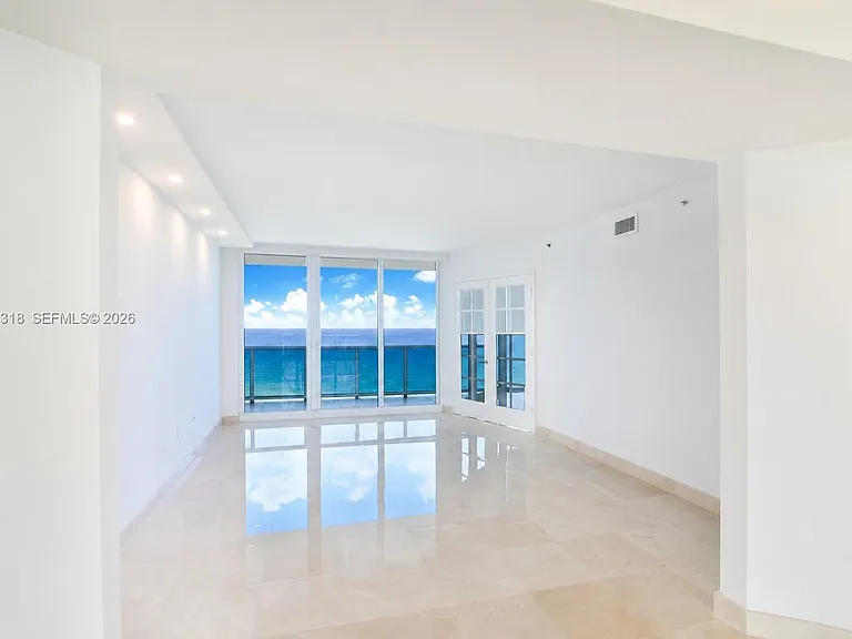 19333 Collins Ave #1907 — Photo 5