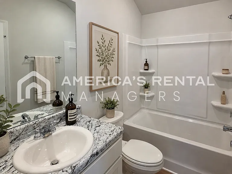 1028 John Ave — Photo 20