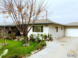 1602 Rosalia Dr, Bakersfield, CA 93304