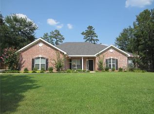 301 Brookside Dr, Longview, TX 75602