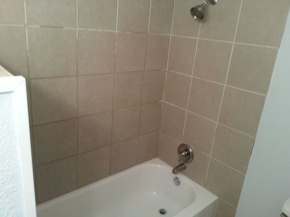 3rd image of 3831 Monroe Ave