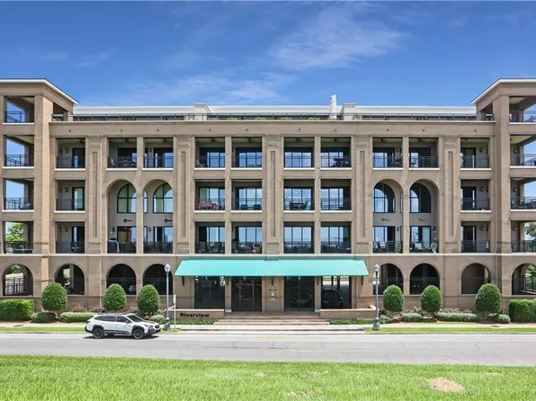 504 1st St Unit 202, Gretna, LA 70053