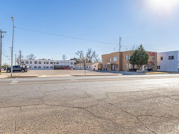 2nd image of 203 W Beauregard Ave #19