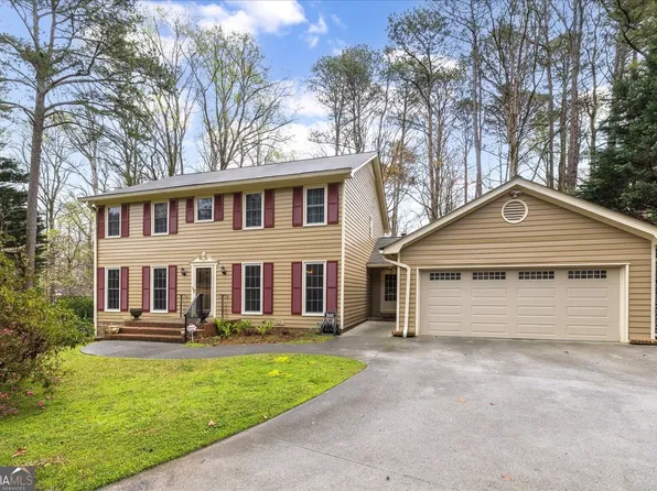 1942 Musket Ct, Stone Mountain, GA 30087