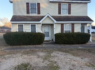 1303 & 1305 S 13th St, Lillington, NC 27546