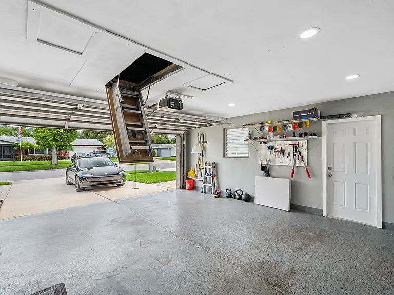2420 Fairbanks Dr — Photo 80