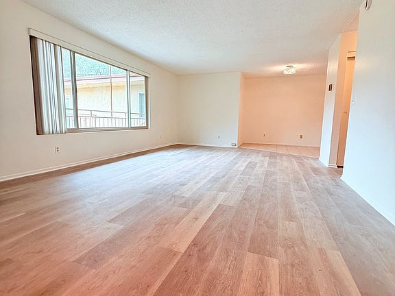3rd image of 419 Ellwood Beach Dr #6