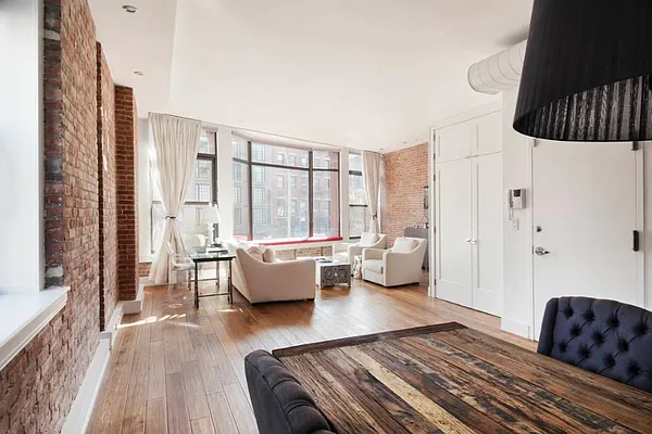 Sold by Town Residential | media 15