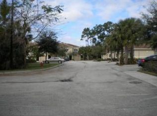 230 Crestwood Cirlce #104, Royal Palm Beach, FL 33411