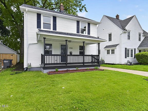 5th image of 4544 Commonwealth Ave