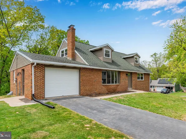 113 Sharon Rd, Enola, PA 17025