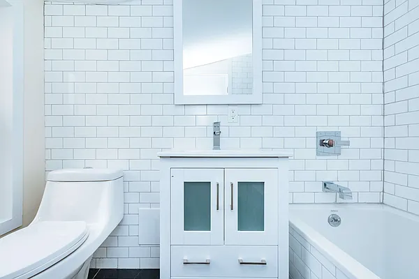 Rented by Nooklyn NYC LLC | media 8