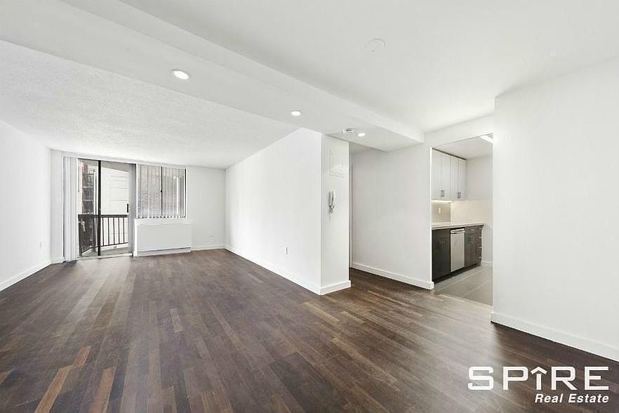 1st image of 184 Lexington Ave Frnt 2