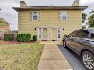604 Oleander Cir, Virginia Beach, VA 23464