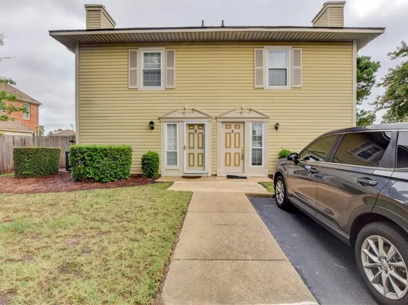 604 Oleander Cir, Virginia Beach, VA 23464