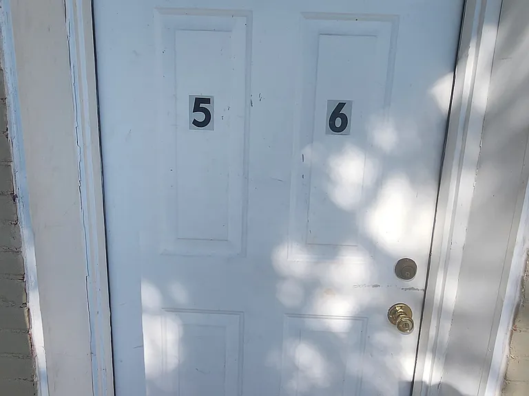231 N Main St #5 — Photo 2