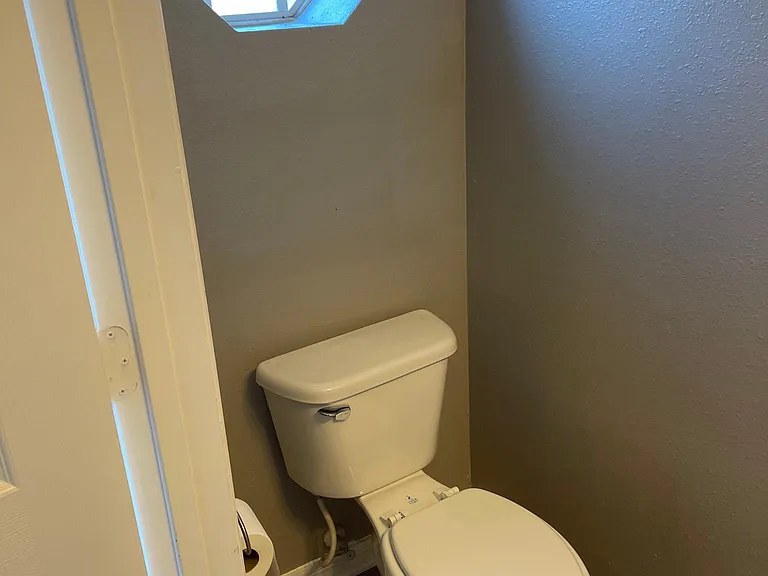3807 Exeter Ln — Photo 12