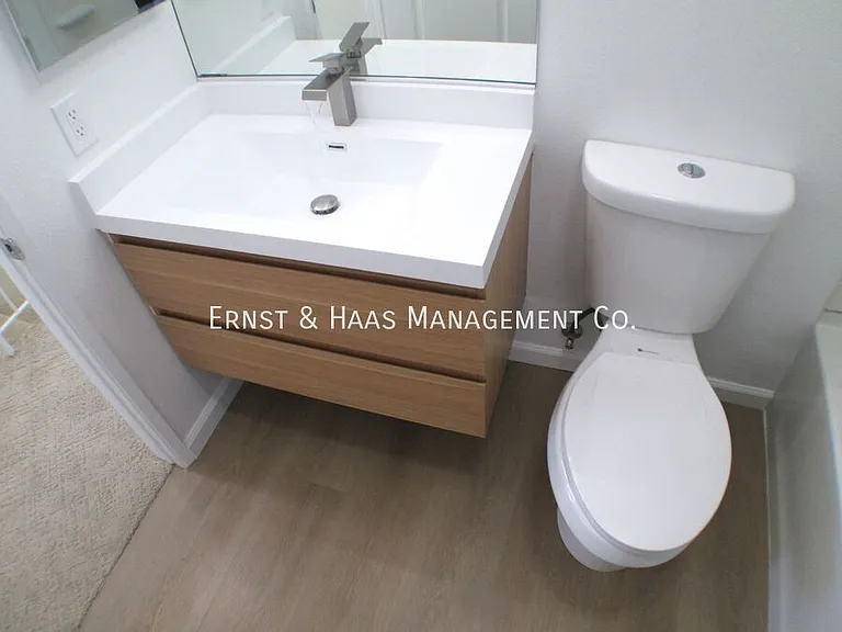 8621 1/2 Cedar St — Photo 20