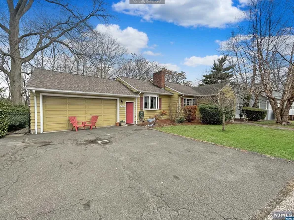 29 Saddle River Rd, Fair Lawn, NJ 07410