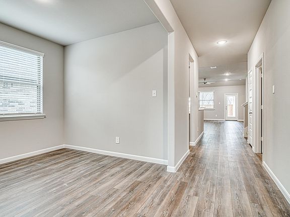 5th image of 5239 Amistad Ave