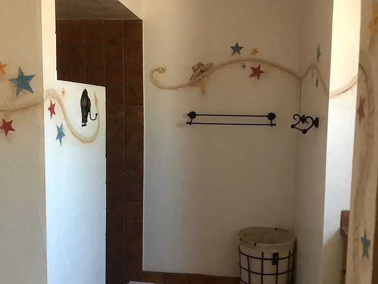 257 E Los Rincones — Photo 7
