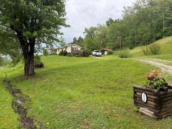3126 Laurel Rd, Greenup, KY 41144