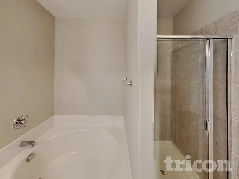 131 Mount Vernon Ln — Photo 12