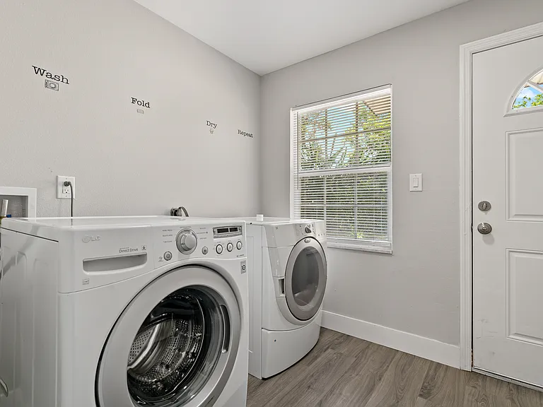 3810 S Randall St #B — Photo 12